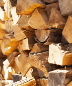 Rovnané měkké palivové dřevo